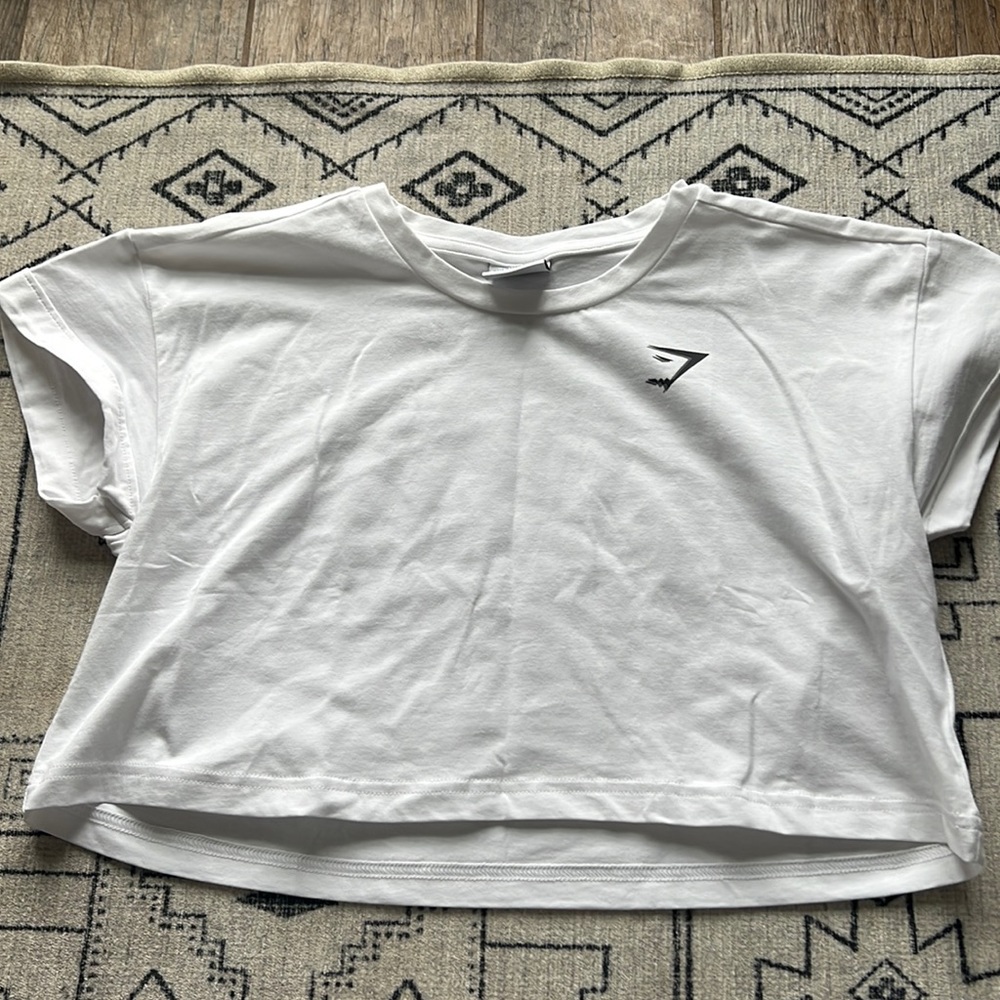 Gymshark Pre Workout Graphic Crop Tee